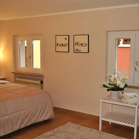 Apartamento Del Borgo Garda (Verona)
