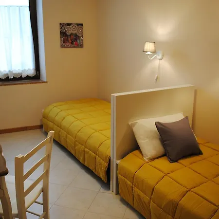 Lägenhet Del Borgo Garda (Verona)